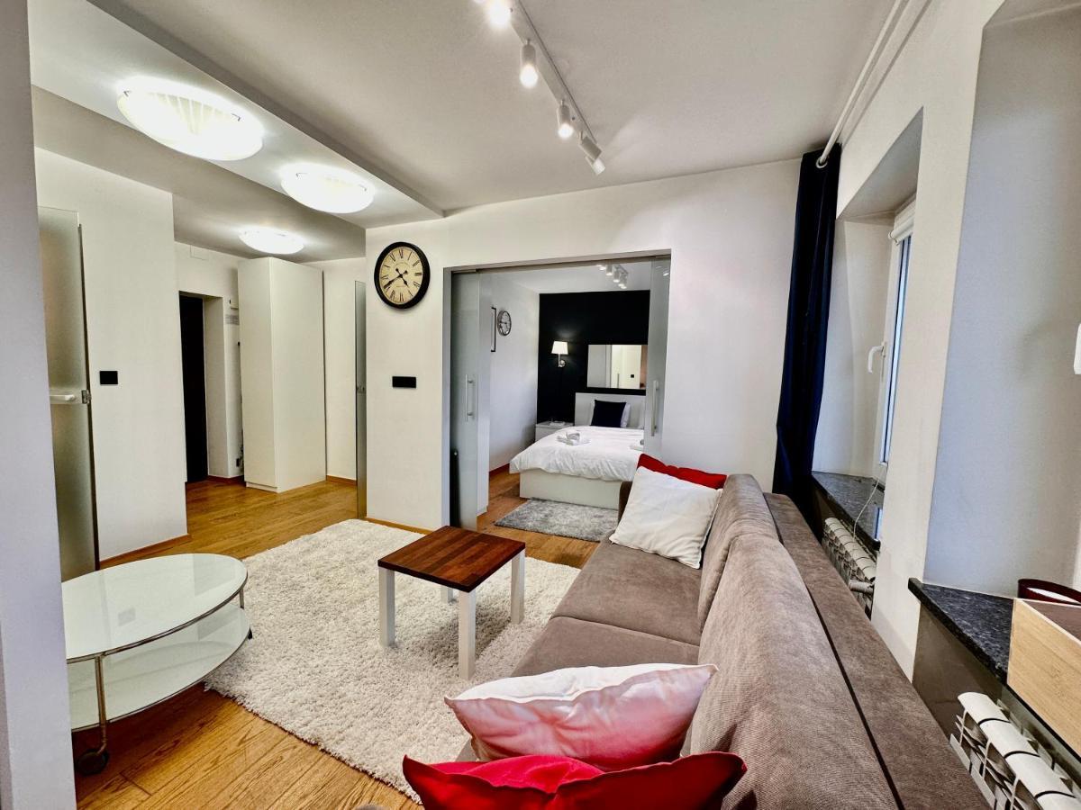 Apartament Forum 3 Metro Fast Wifi 400 Mbs Tv Hbo Disney+