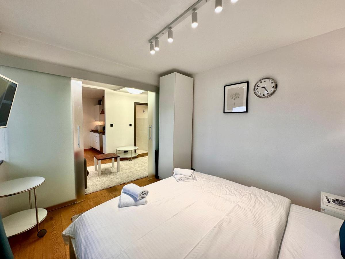 Forum 3 Metro Fast Wifi 400 Mbs Tv Hbo Disney+ Apartament