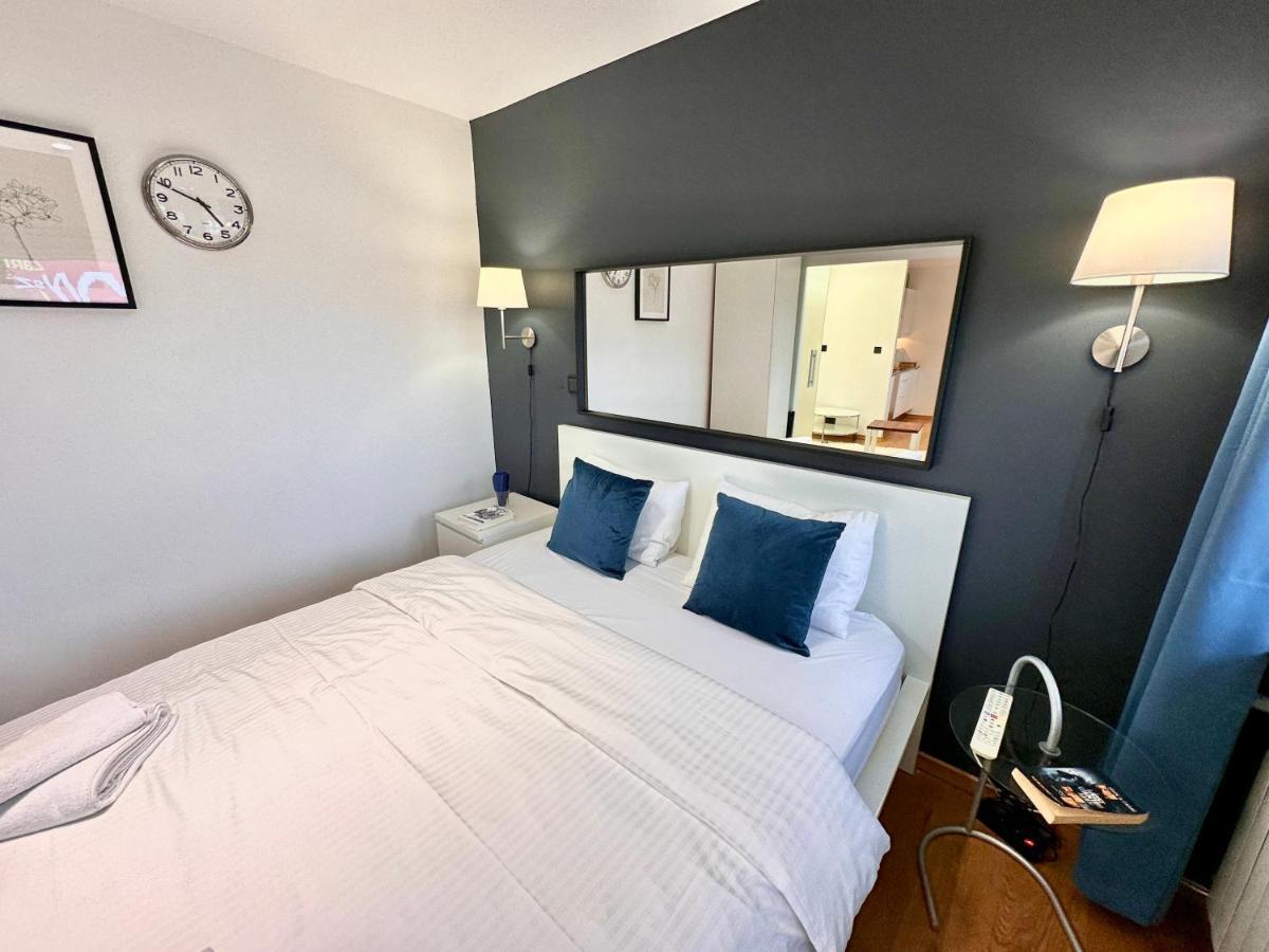 Apartament Forum 3 Metro Fast Wifi 400 Mbs Tv Hbo Disney+